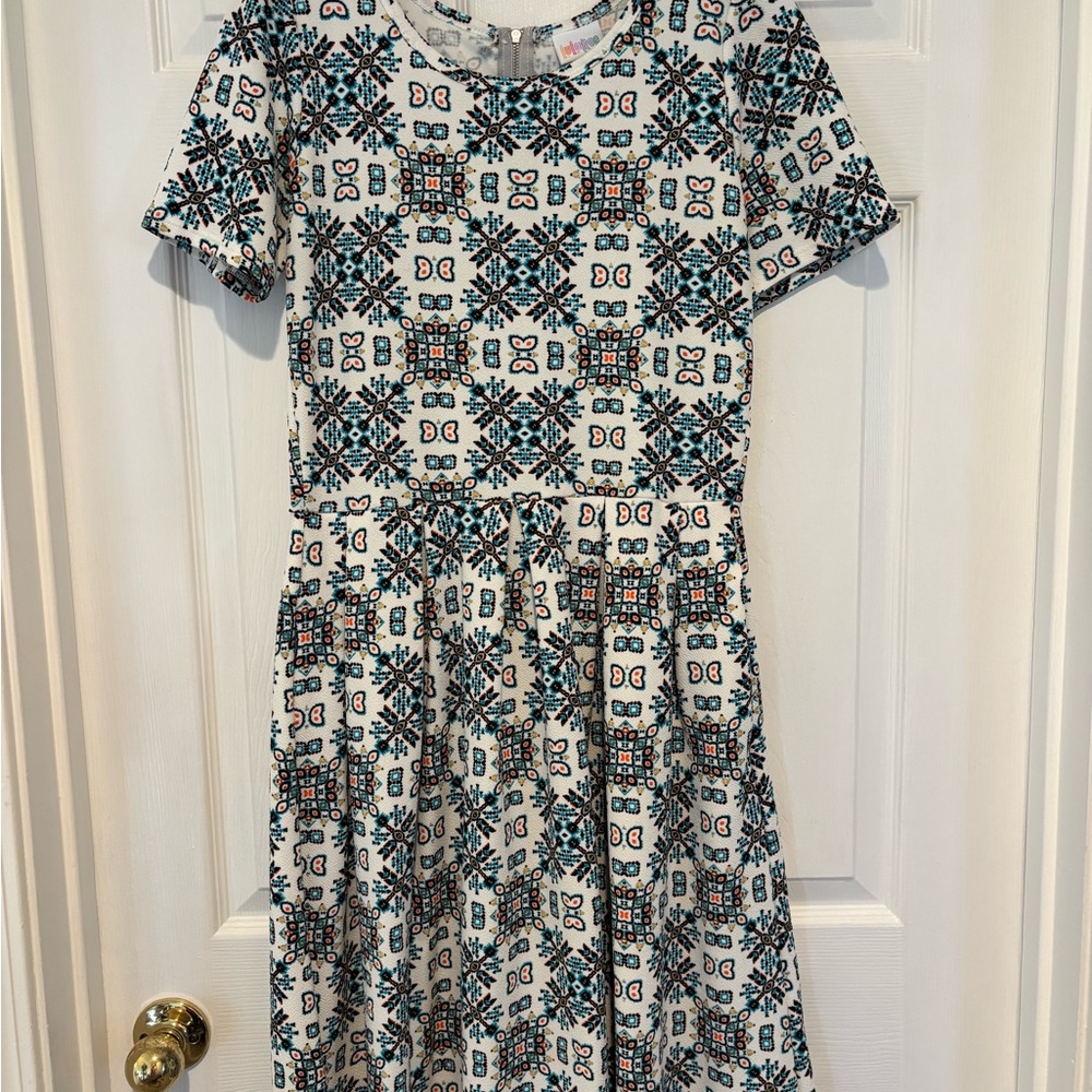 LuLaRoe Amelia Style Dress with Blue and Black Patterned Design